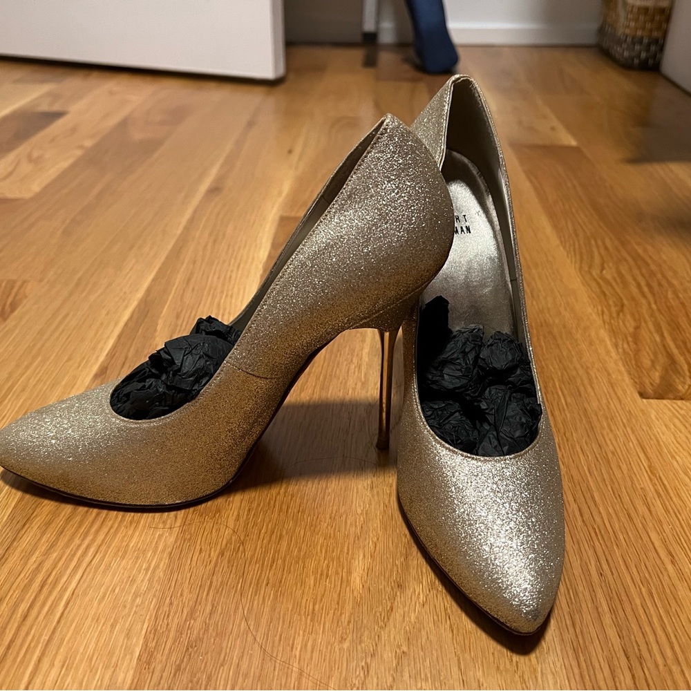 Stuart Wietzman glitter pumps